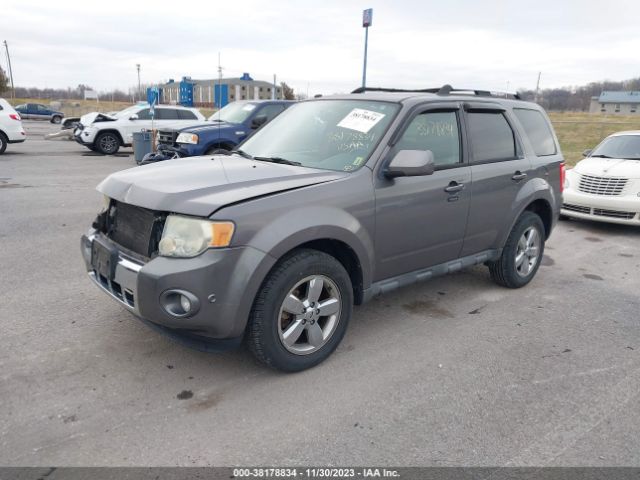 Photo 1 VIN: 1FMCU9EG5AKB81335 - FORD ESCAPE 