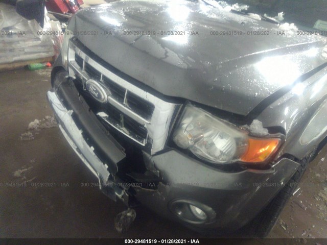 Photo 5 VIN: 1FMCU9EG5AKD01716 - FORD ESCAPE 