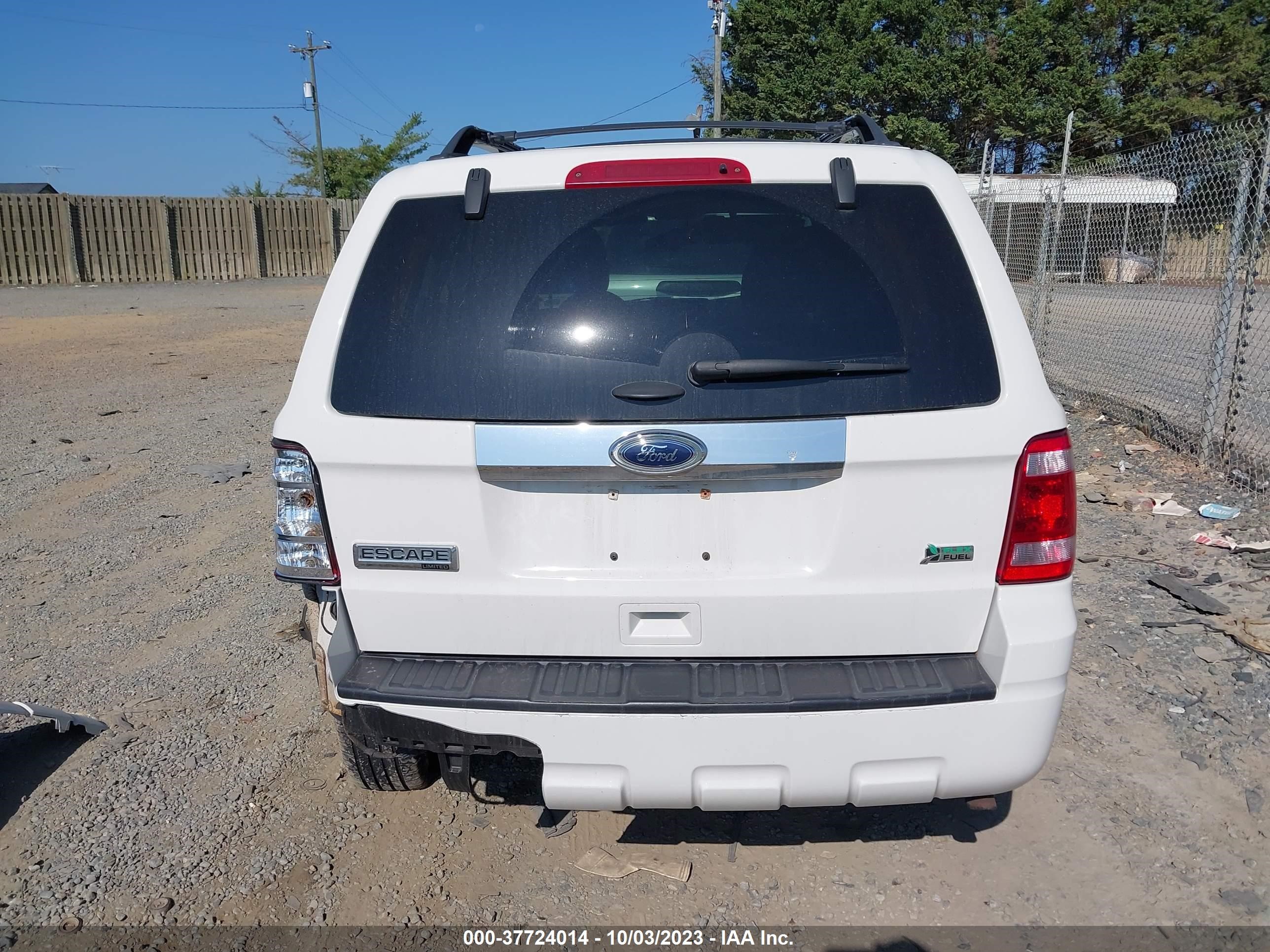 Photo 16 VIN: 1FMCU9EG5CKA89161 - FORD ESCAPE 