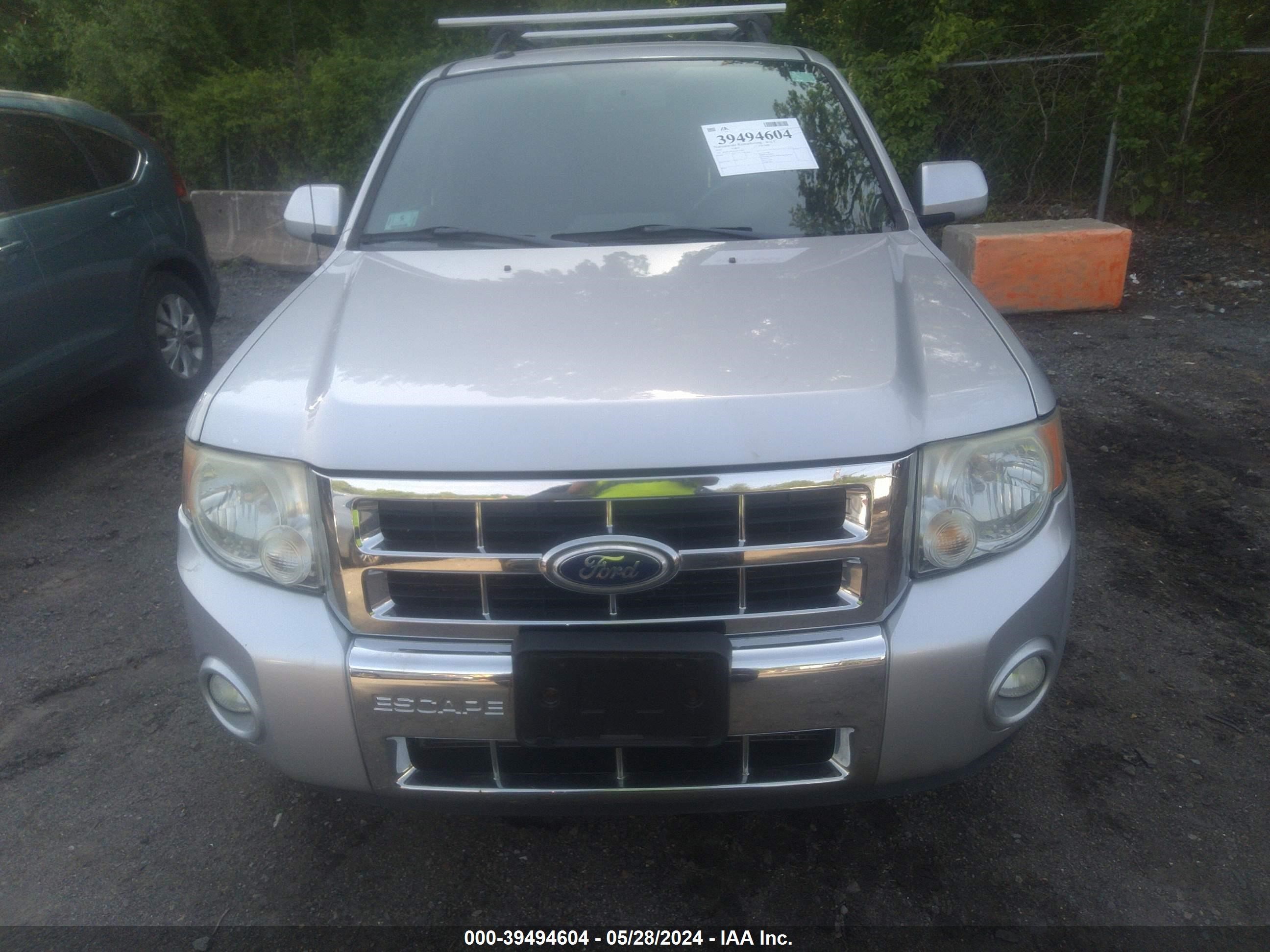 Photo 5 VIN: 1FMCU9EG6AKC73005 - FORD ESCAPE 