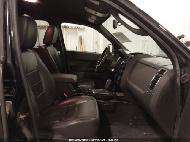 Photo 4 VIN: 1FMCU9EG6BKA75364 - FORD ESCAPE 