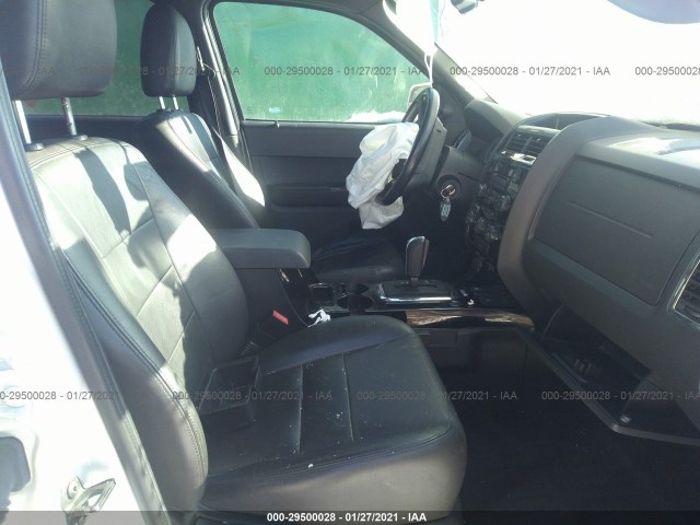 Photo 4 VIN: 1FMCU9EG6CKC64131 - FORD ESCAPE 