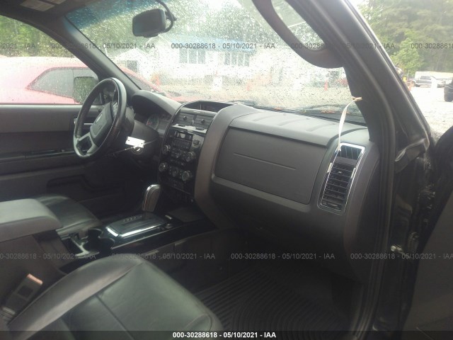 Photo 4 VIN: 1FMCU9EG7BKC08245 - FORD ESCAPE 