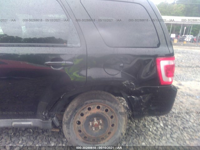 Photo 5 VIN: 1FMCU9EG7BKC08245 - FORD ESCAPE 