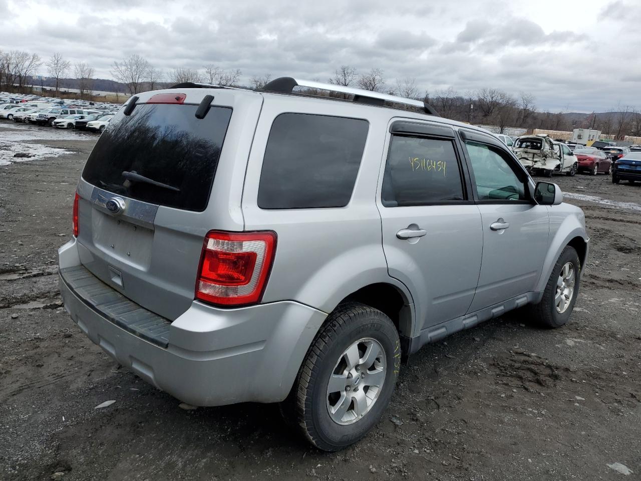 Photo 2 VIN: 1FMCU9EG8BKA09124 - FORD ESCAPE 