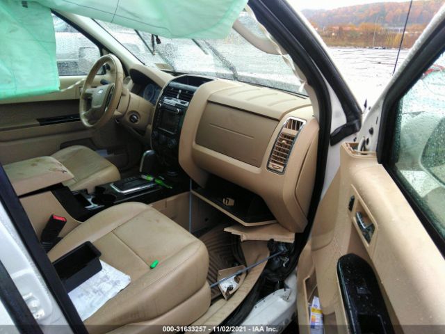 Photo 4 VIN: 1FMCU9EG8CKB28860 - FORD ESCAPE 