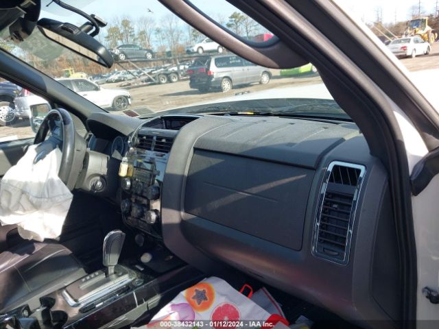 Photo 4 VIN: 1FMCU9EG9CKA97019 - FORD ESCAPE 