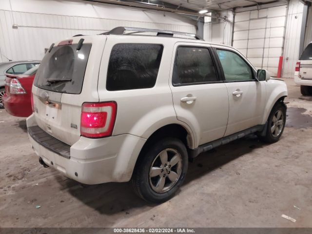 Photo 3 VIN: 1FMCU9EGXBKC17781 - FORD ESCAPE 