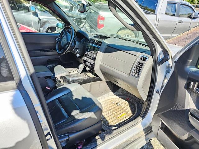 Photo 4 VIN: 1FMCU9EGXBKC42714 - FORD ESCAPE LIM 