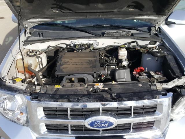 Photo 6 VIN: 1FMCU9EGXBKC64213 - FORD ESCAPE LIM 