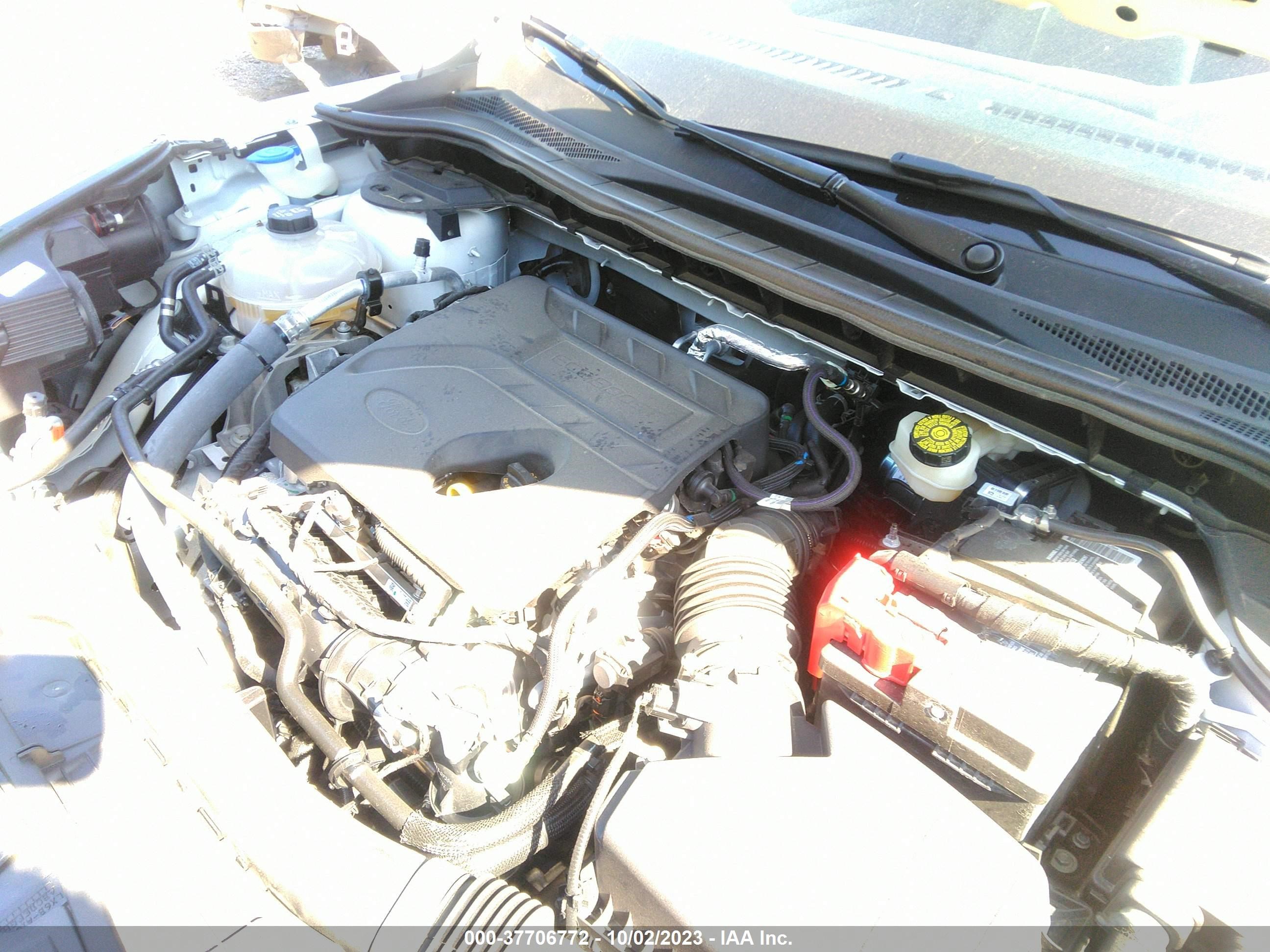 Photo 9 VIN: 1FMCU9G61LUA73631 - FORD ESCAPE 