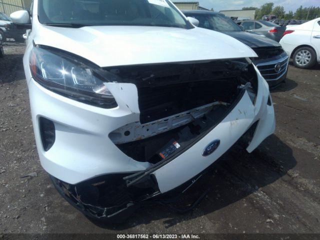 Photo 5 VIN: 1FMCU9G65MUA98436 - FORD ESCAPE 