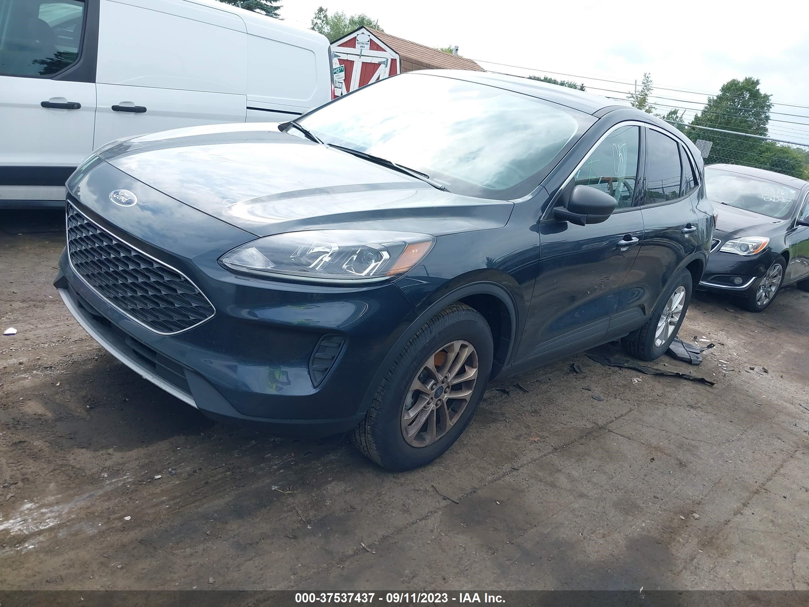 Photo 1 VIN: 1FMCU9G69NUB98363 - FORD ESCAPE 