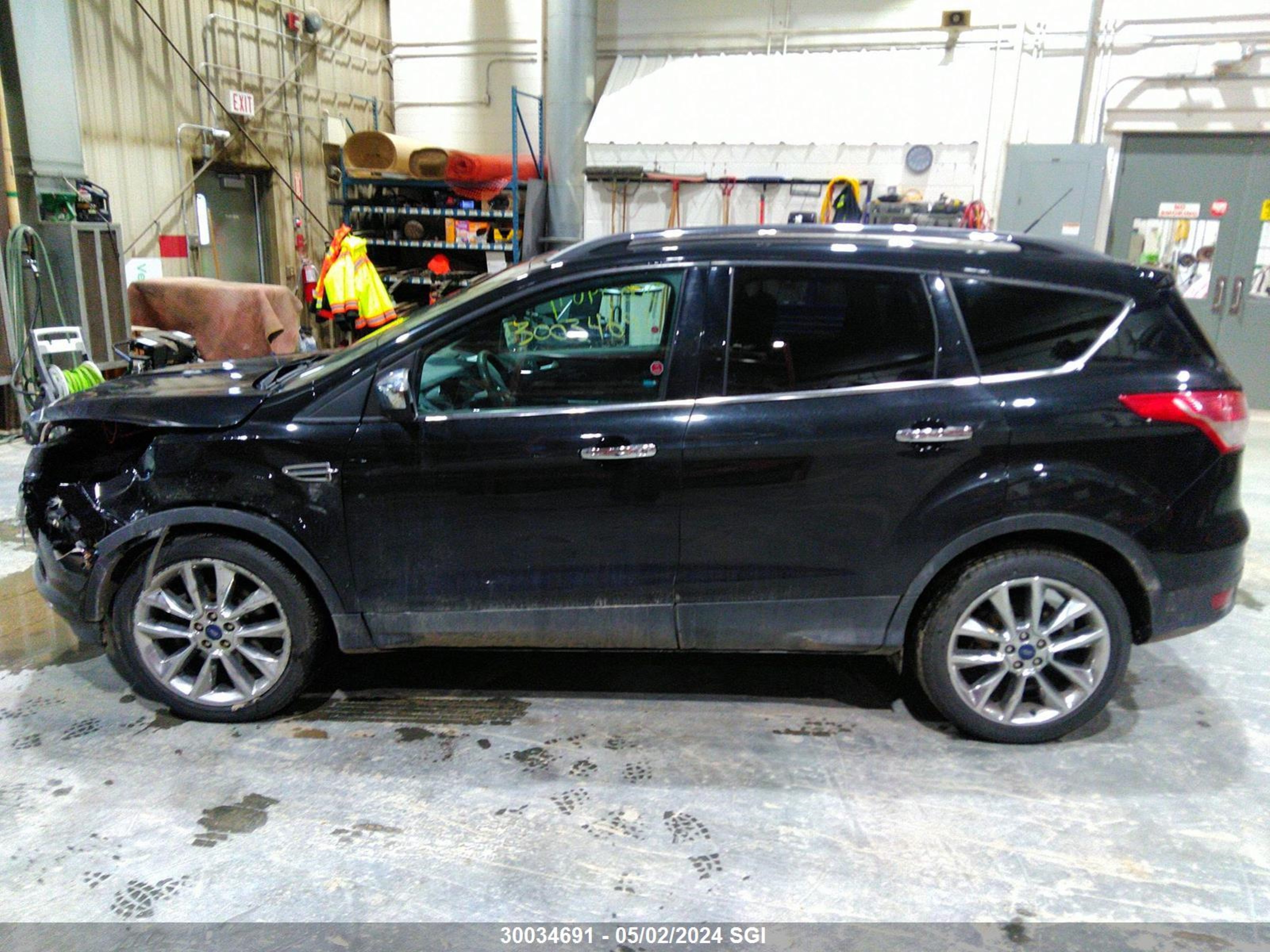 Photo 13 VIN: 1FMCU9G90FUA70752 - FORD ESCAPE 