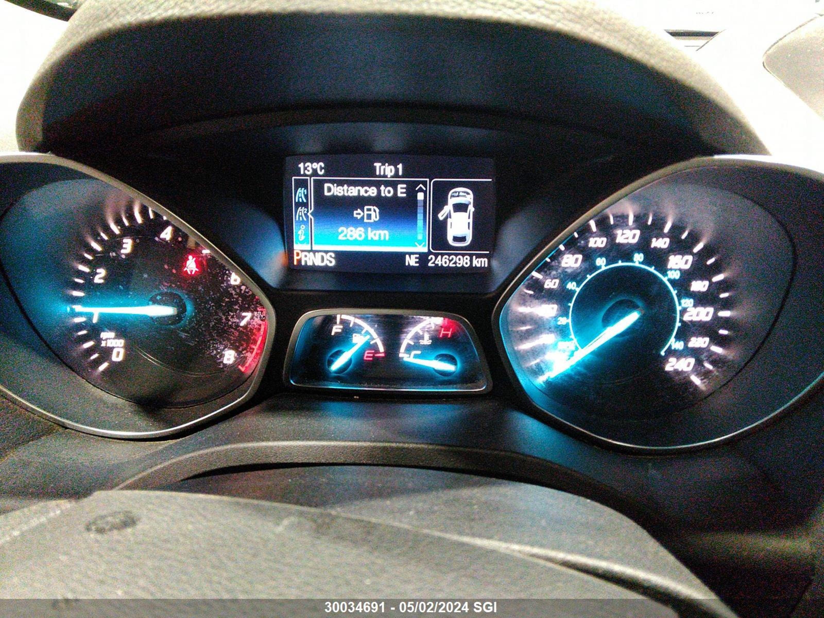 Photo 6 VIN: 1FMCU9G90FUA70752 - FORD ESCAPE 