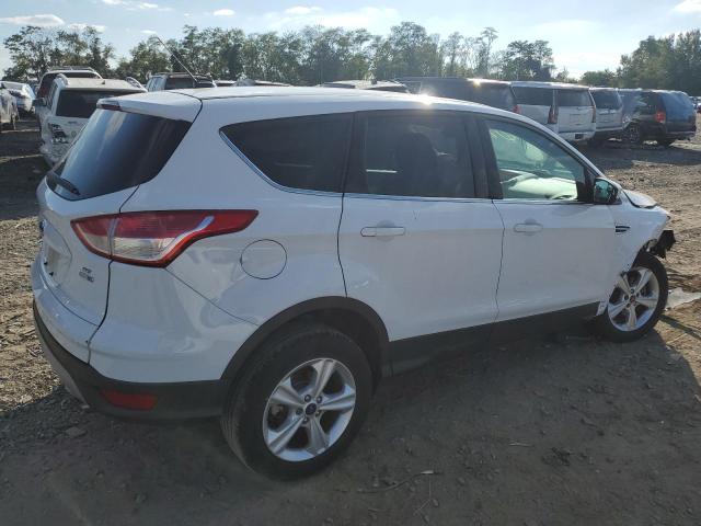 Photo 2 VIN: 1FMCU9G90FUB73816 - FORD ESCAPE SE 