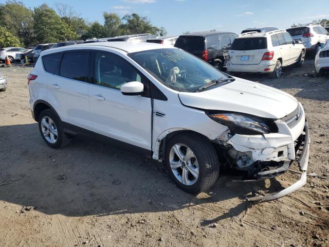 Photo 3 VIN: 1FMCU9G90FUB73816 - FORD ESCAPE SE 