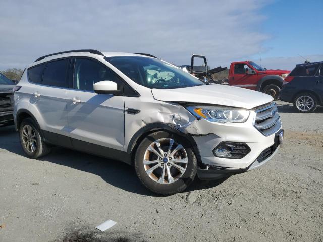 Photo 3 VIN: 1FMCU9G90HUB71292 - FORD ESCAPE SE 