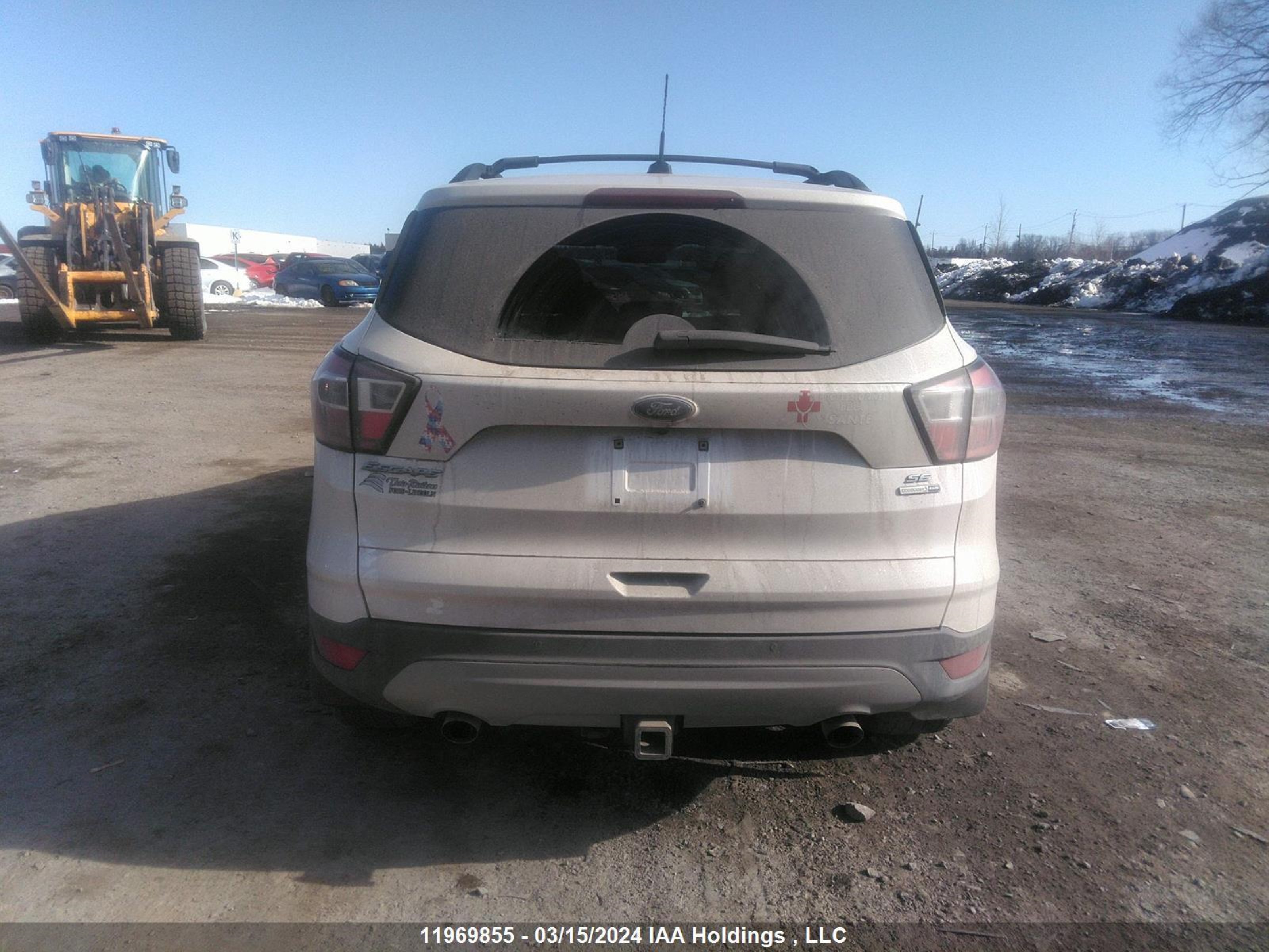 Photo 15 VIN: 1FMCU9G90HUB92840 - FORD ESCAPE 