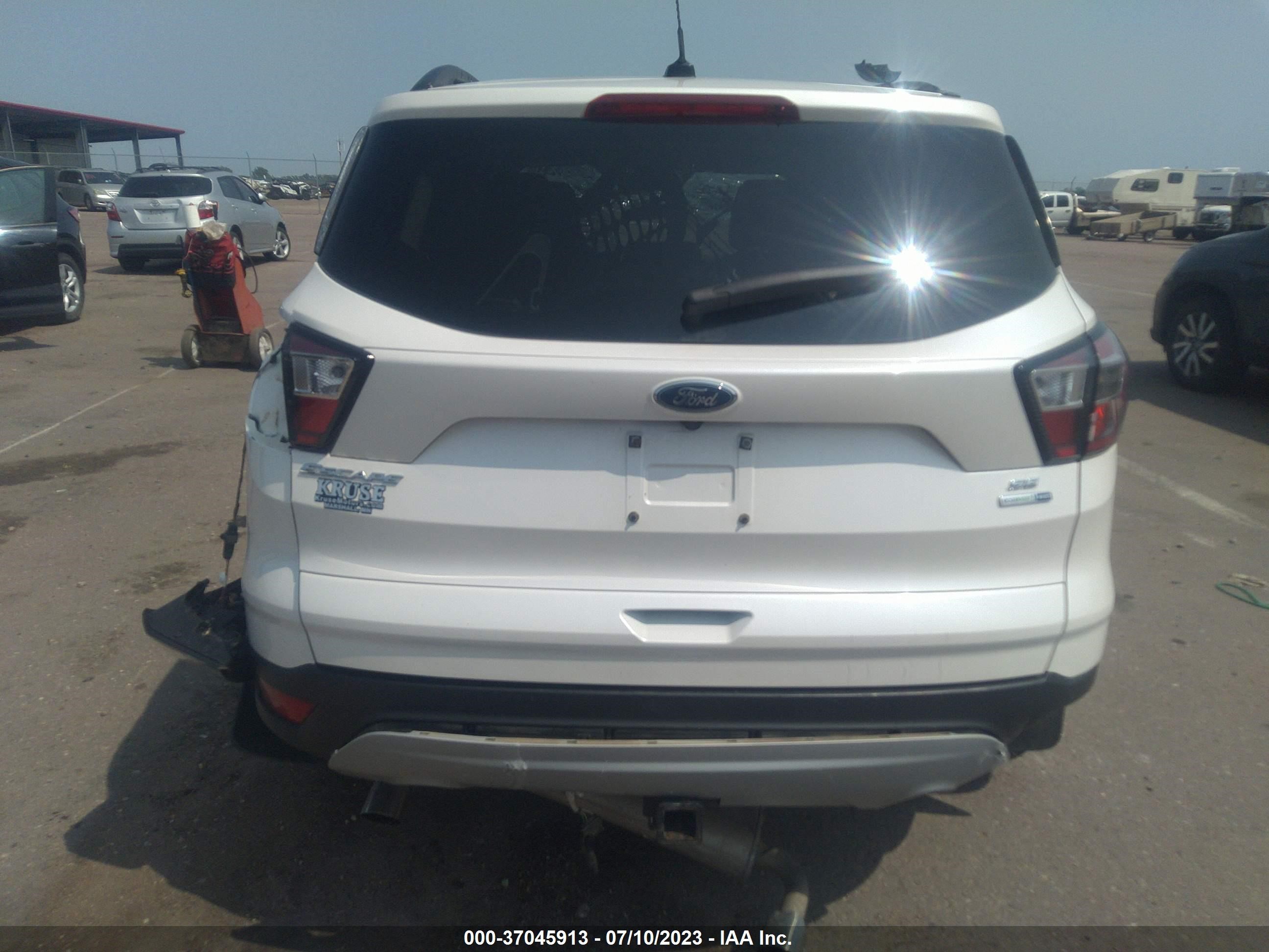 Photo 15 VIN: 1FMCU9G90HUE73651 - FORD ESCAPE 