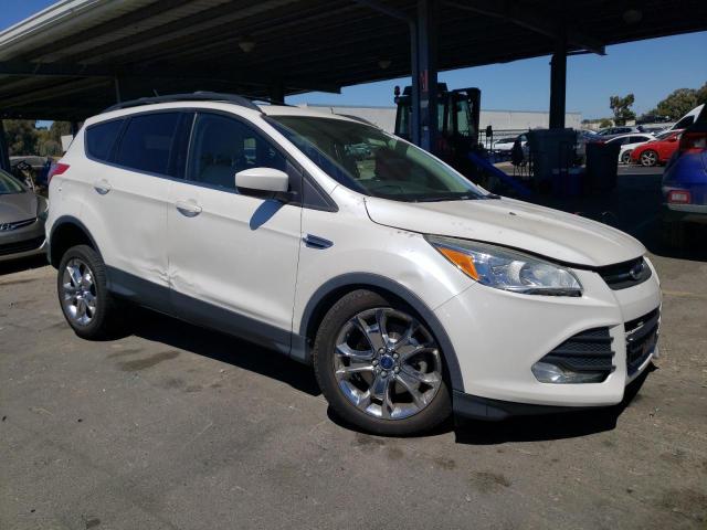 Photo 3 VIN: 1FMCU9G91FUA44094 - FORD ESCAPE SE 