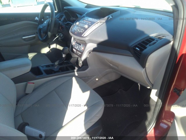 Photo 4 VIN: 1FMCU9G91HUA62890 - FORD ESCAPE 