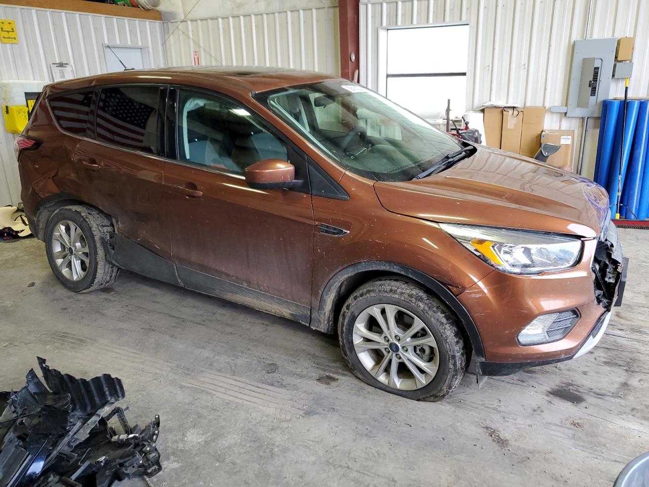 Photo 3 VIN: 1FMCU9G91HUB67669 - FORD ESCAPE 