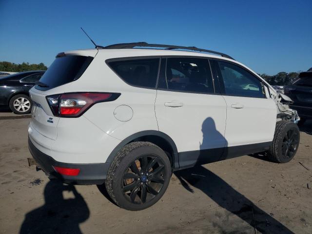 Photo 2 VIN: 1FMCU9G91HUB74573 - FORD ESCAPE SE 