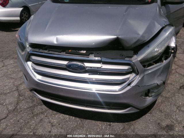 Photo 5 VIN: 1FMCU9G91HUB89719 - FORD ESCAPE 