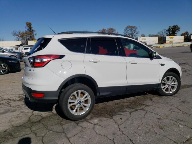 Photo 2 VIN: 1FMCU9G91HUD41076 - FORD ESCAPE SE 