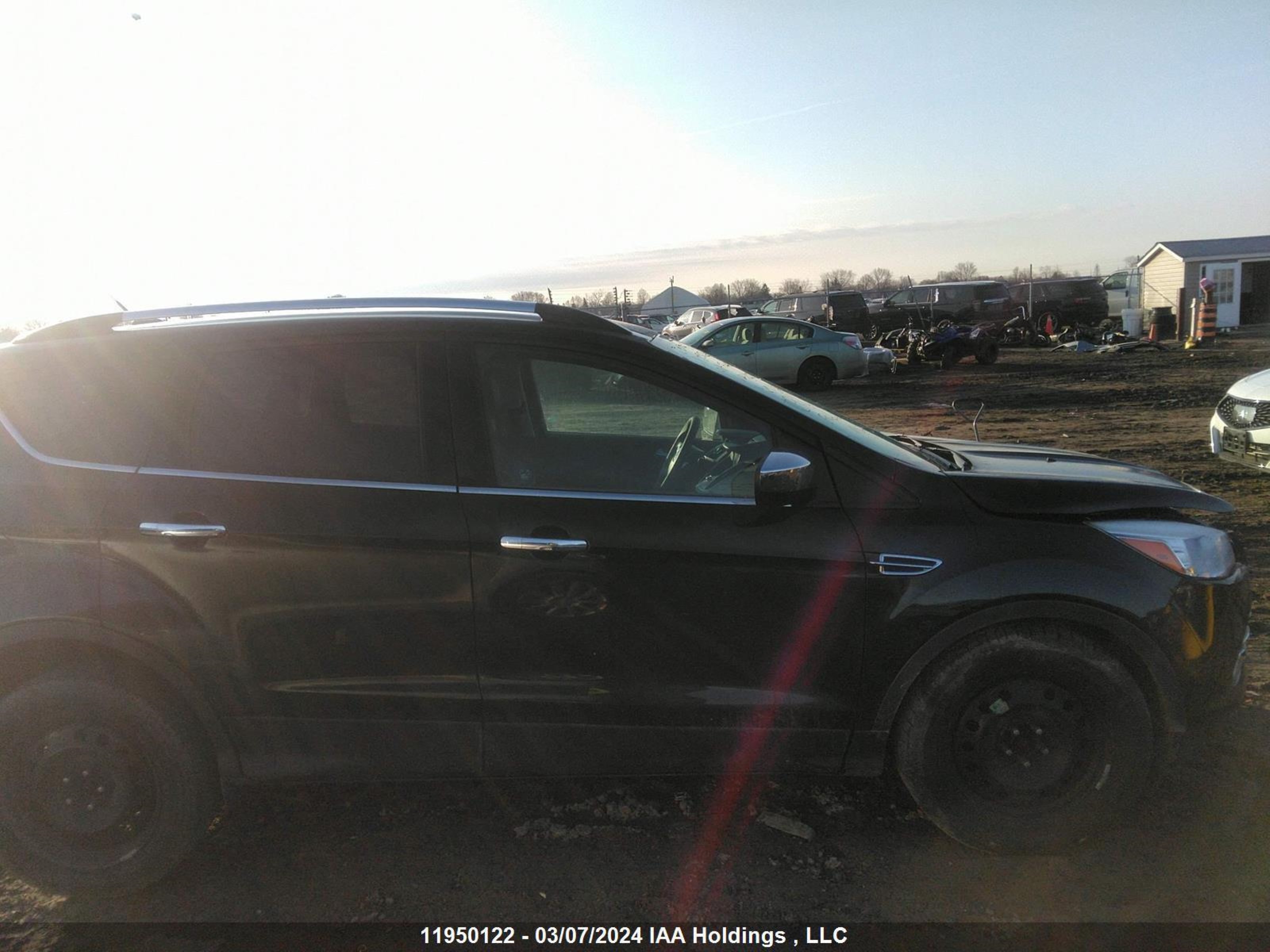 Photo 13 VIN: 1FMCU9G92EUD04355 - FORD ESCAPE 