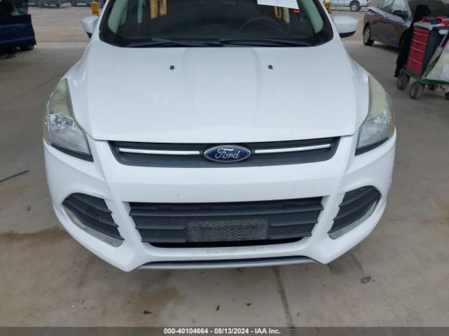 Photo 5 VIN: 1FMCU9G92FUA81090 - FORD ESCAPE 