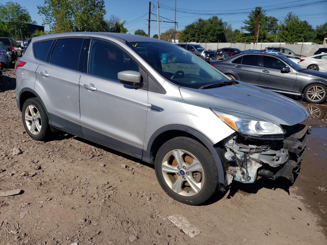 Photo 3 VIN: 1FMCU9G92FUB23628 - FORD ESCAPE 