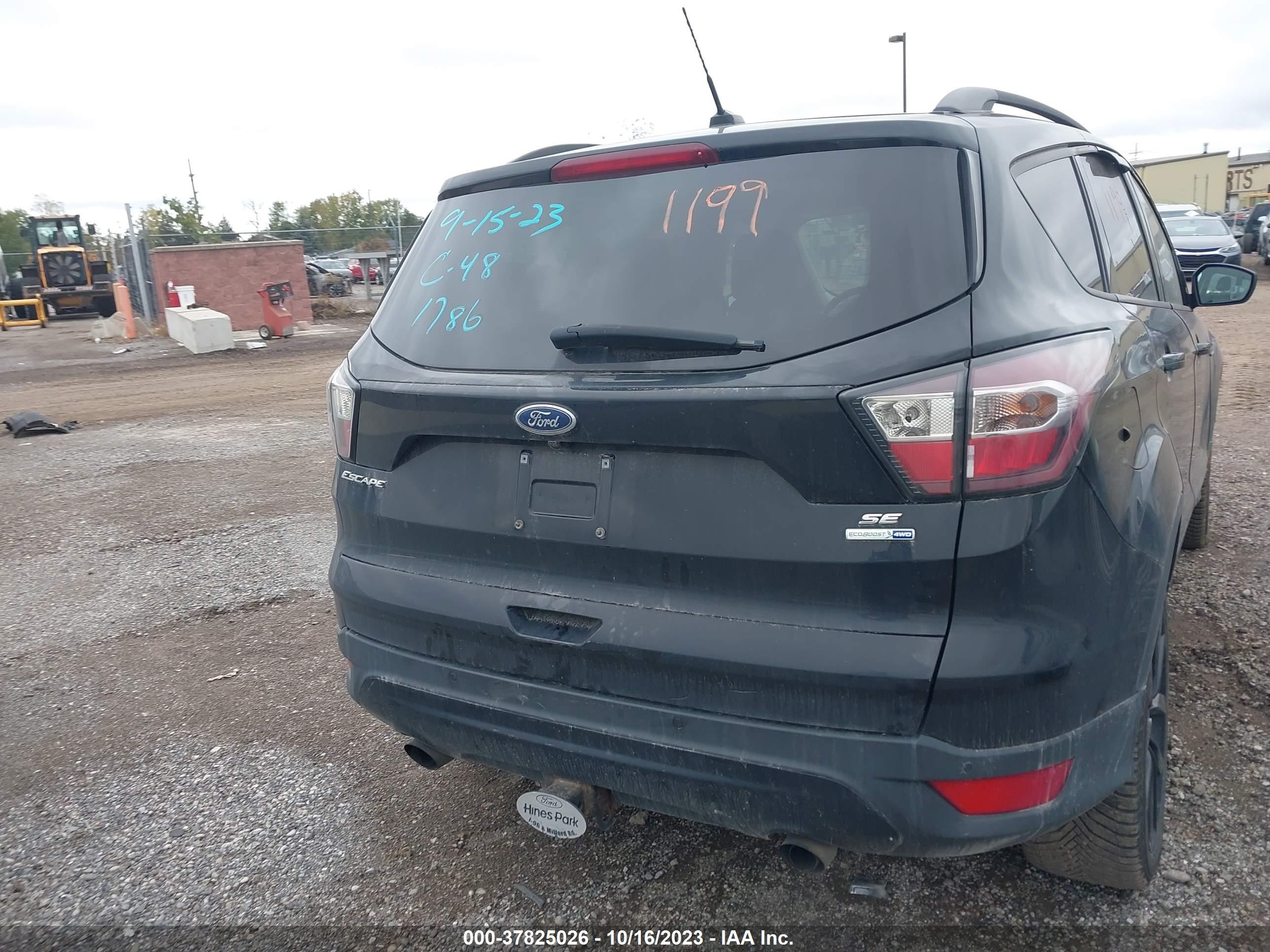 Photo 15 VIN: 1FMCU9G92HUB51786 - FORD ESCAPE 