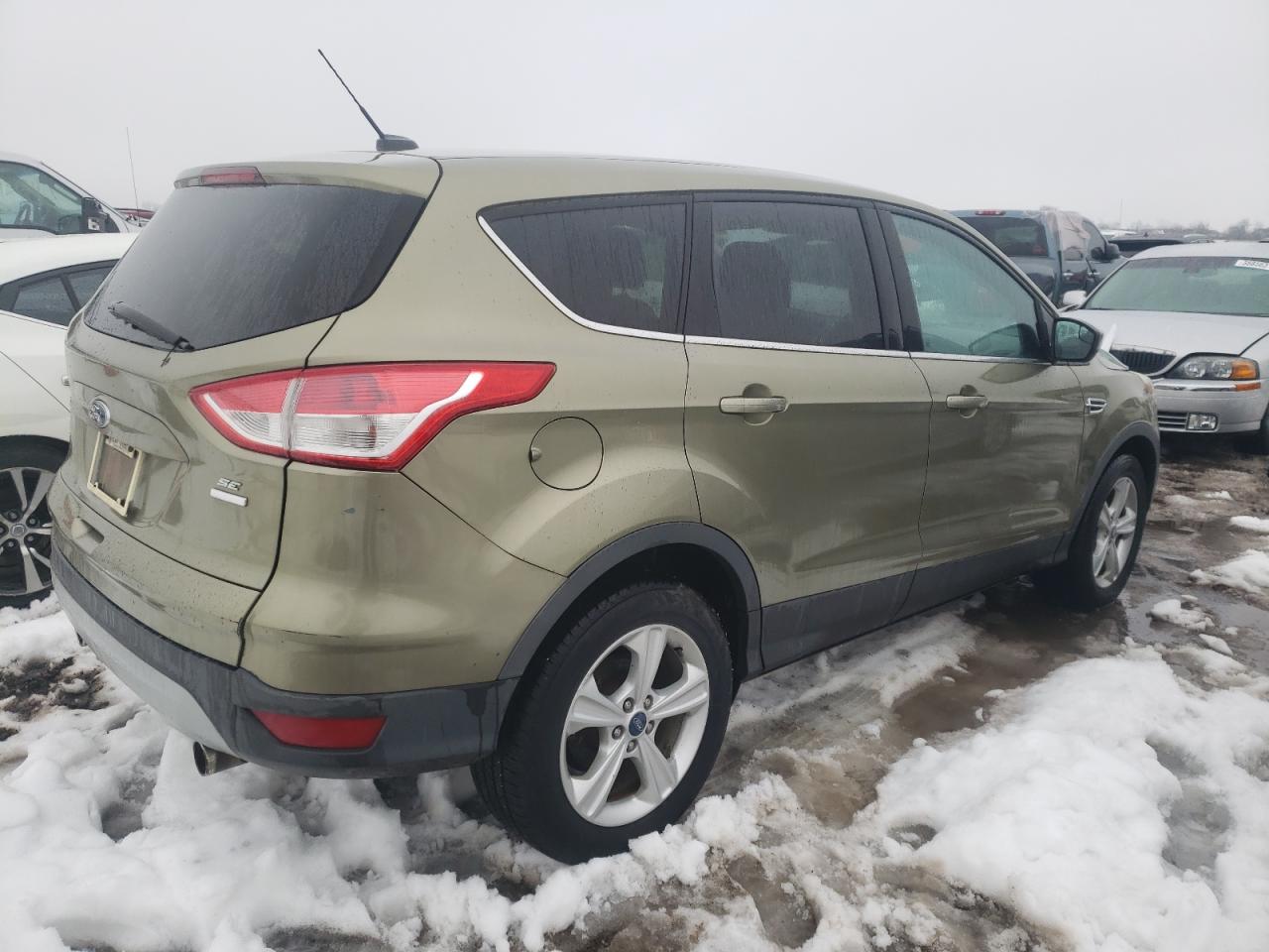 Photo 2 VIN: 1FMCU9G93DUA74128 - FORD ESCAPE 