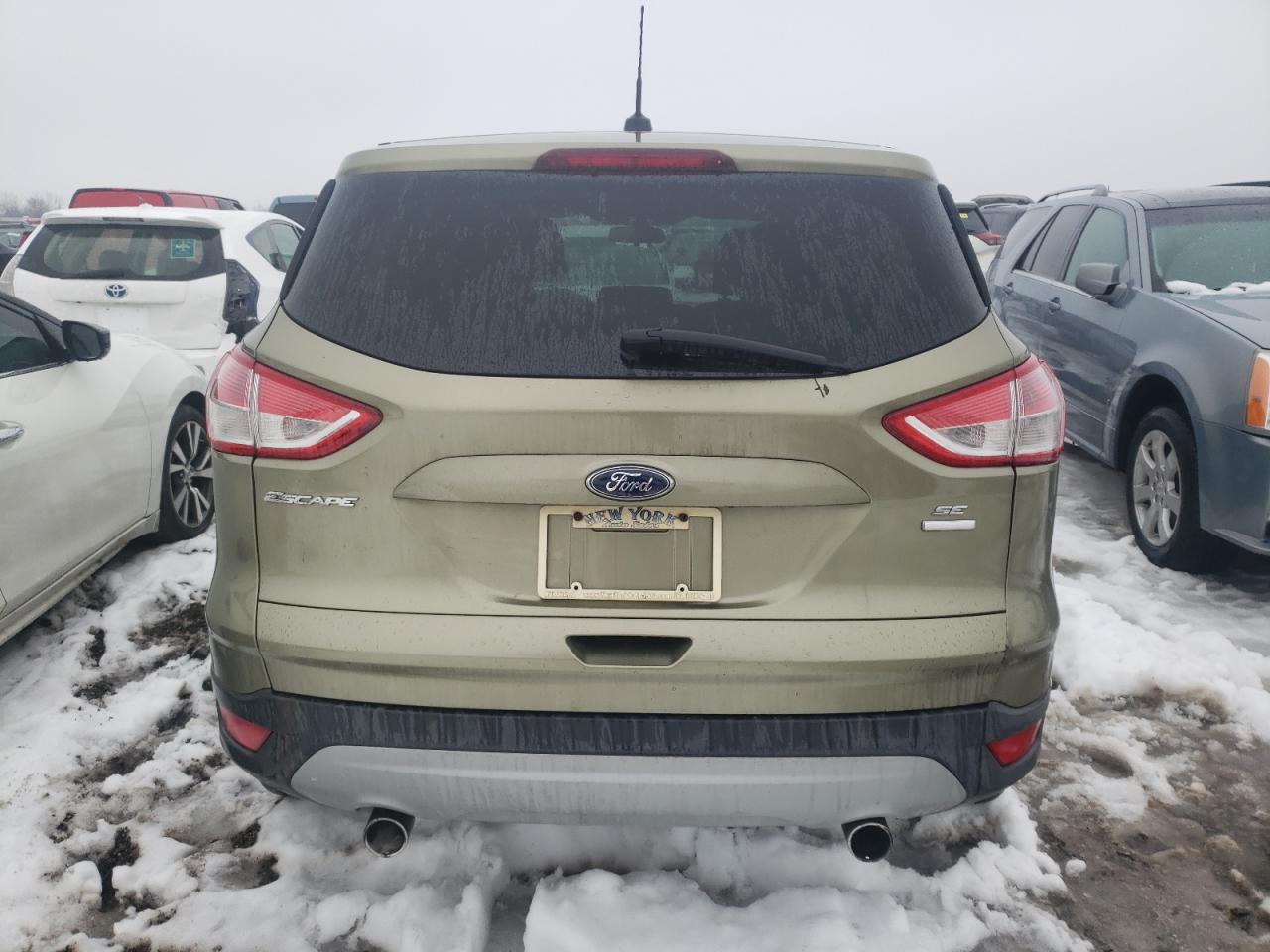 Photo 5 VIN: 1FMCU9G93DUA74128 - FORD ESCAPE 