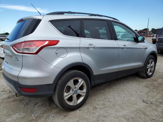 Photo 2 VIN: 1FMCU9G94DUA18134 - FORD ESCAPE SE 