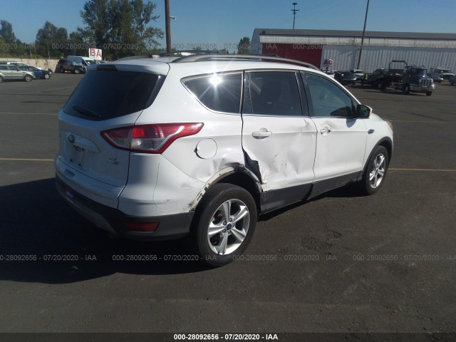 Photo 3 VIN: 1FMCU9G94DUD86684 - FORD ESCAPE 