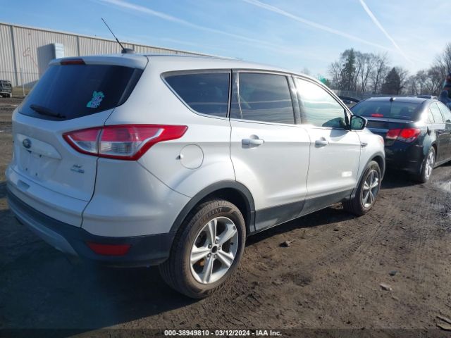 Photo 3 VIN: 1FMCU9G94FUA69913 - FORD ESCAPE 