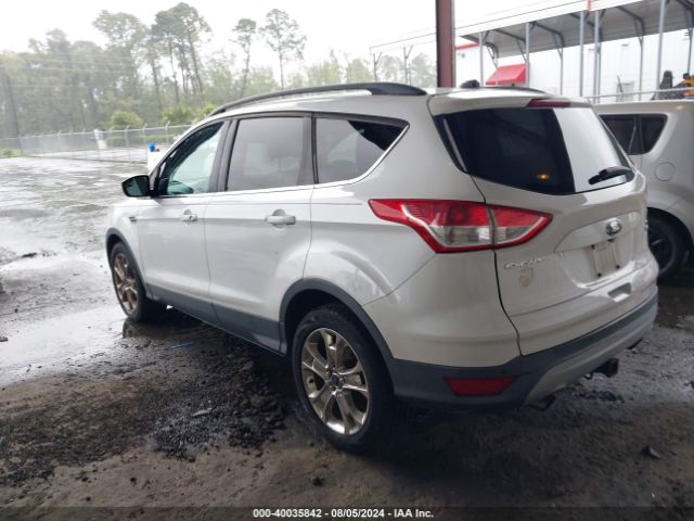 Photo 2 VIN: 1FMCU9G94FUB25669 - FORD ESCAPE 