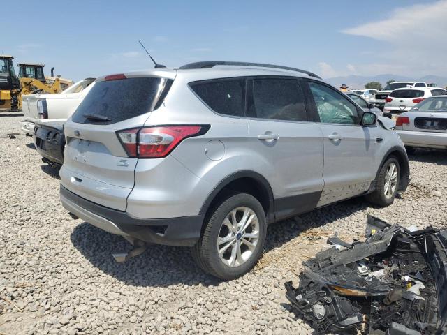 Photo 2 VIN: 1FMCU9G94JUC89240 - FORD ESCAPE 