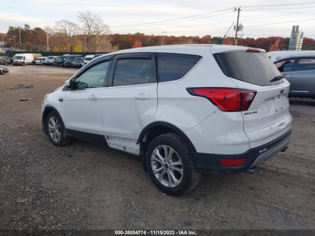 Photo 2 VIN: 1FMCU9G94KUC08545 - FORD ESCAPE 