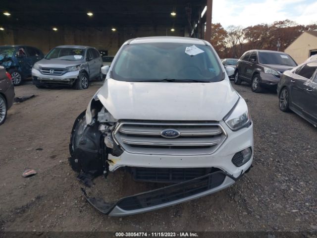 Photo 5 VIN: 1FMCU9G94KUC08545 - FORD ESCAPE 