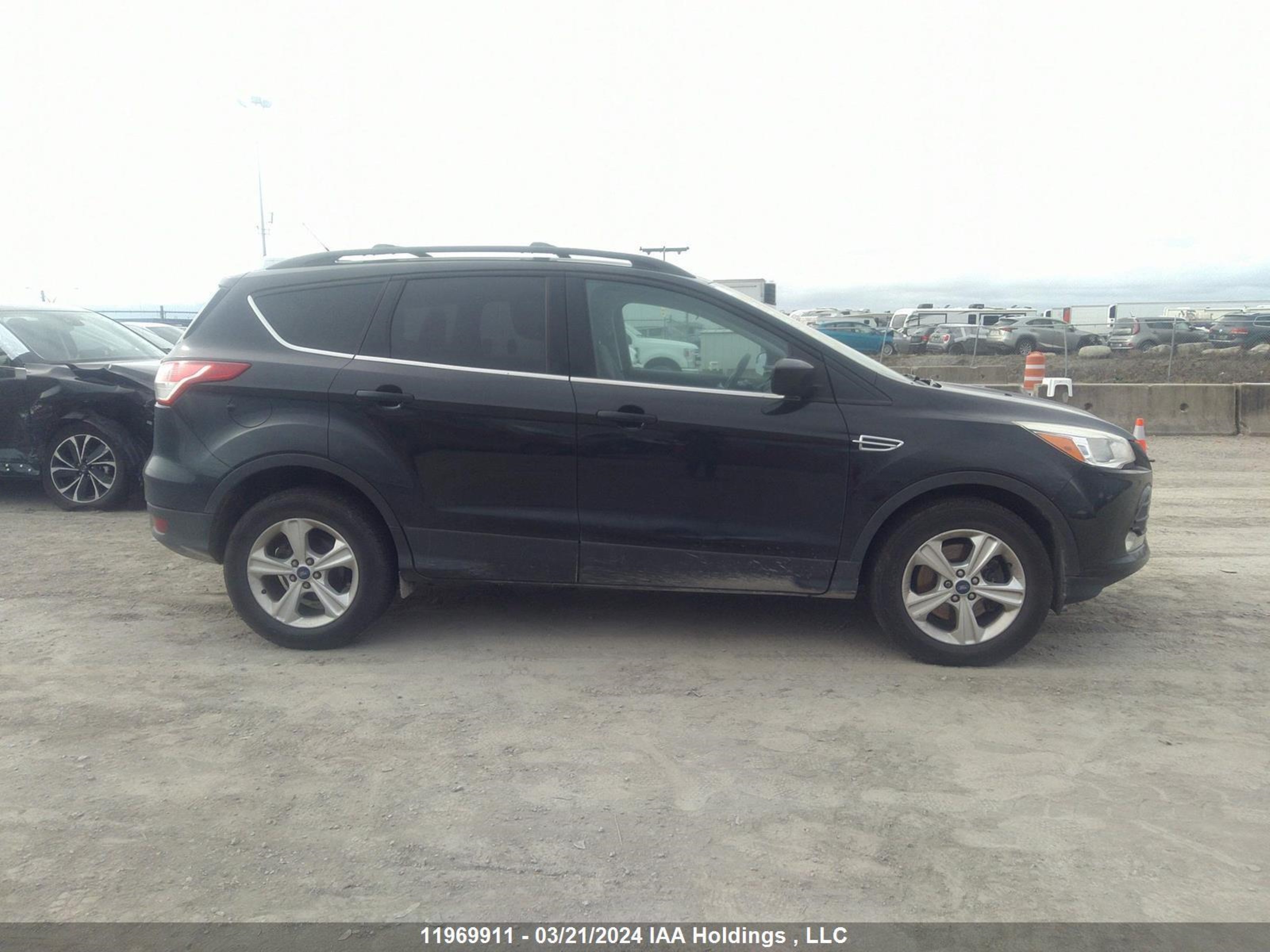 Photo 7 VIN: 1FMCU9G95DUB33485 - FORD ESCAPE 