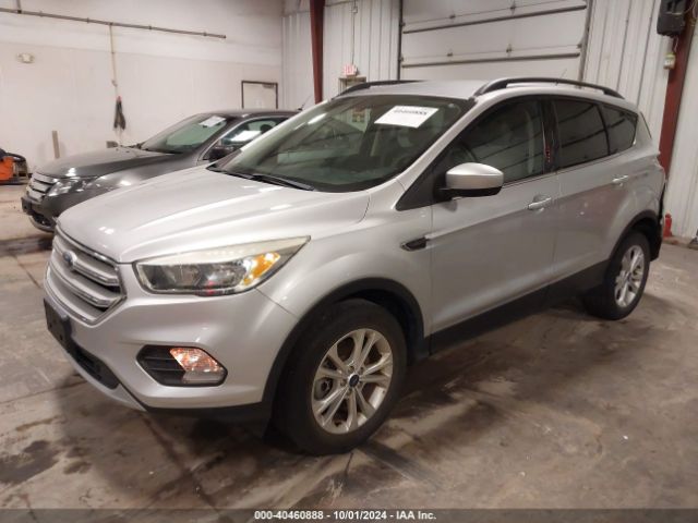 Photo 1 VIN: 1FMCU9G95JUC38572 - FORD ESCAPE 