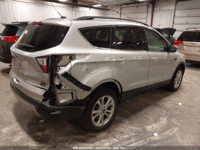 Photo 3 VIN: 1FMCU9G95JUC38572 - FORD ESCAPE 