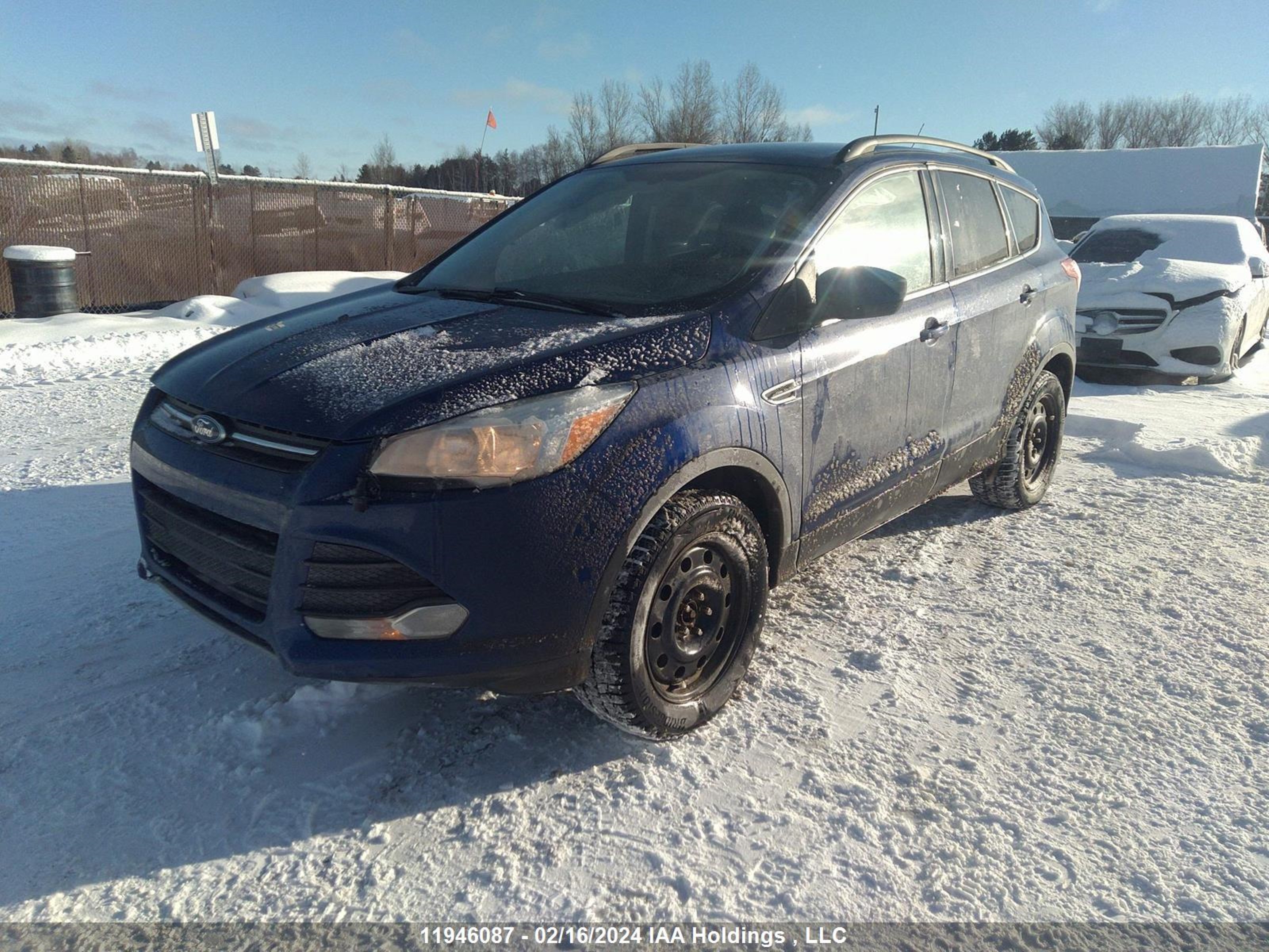 Photo 1 VIN: 1FMCU9G96GUC31090 - FORD ESCAPE 