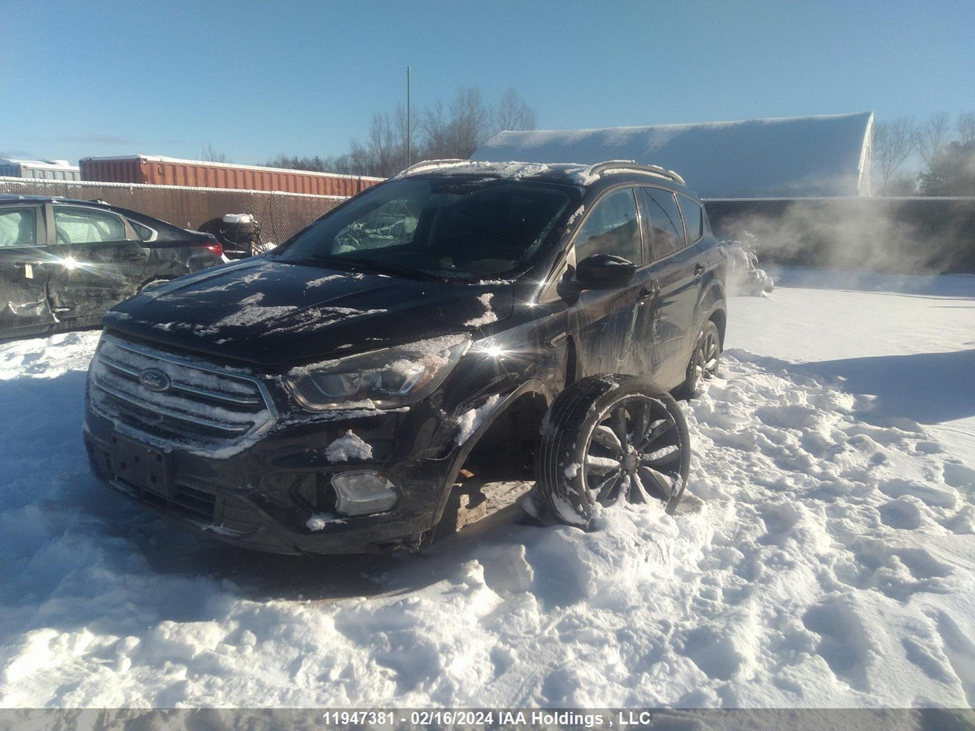 Photo 2 VIN: 1FMCU9G96HUA72802 - FORD ESCAPE 