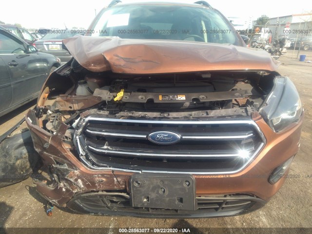 Photo 5 VIN: 1FMCU9G96HUB76139 - FORD ESCAPE 