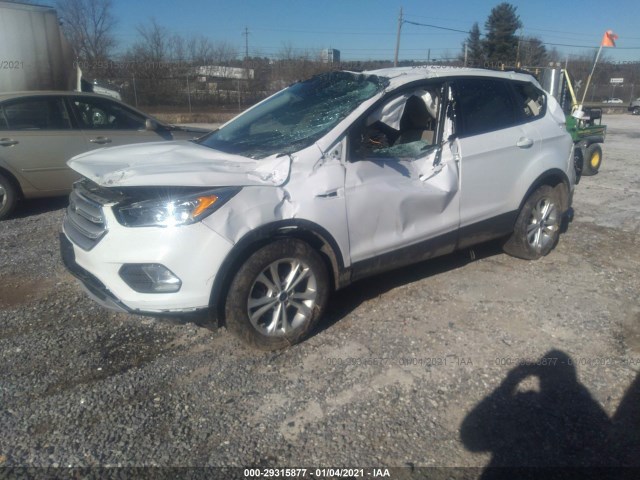 Photo 1 VIN: 1FMCU9G96JUB49321 - FORD ESCAPE 